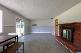 1210 Riverbend Rd NW, Salem, OR 97304 - Photo 11