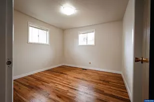 1210 Riverbend Rd NW, Salem, OR 97304 - Photo 21