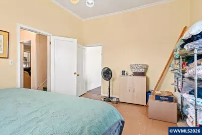 90 E B St, Halsey, OR 97348 - Photo 19