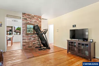 90 E B St, Halsey, OR 97348 - Photo 9