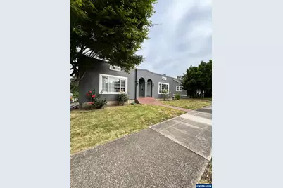 911 Jq Adams St, Oregon City, OR 97045 - Photo 1