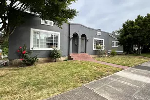 911 Jq Adams St, Oregon City, OR 97045 - Photo 1