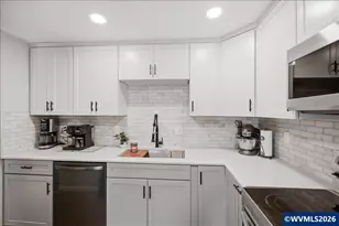 1023 Josephine St E, Monmouth, OR 97361 - Photo 11