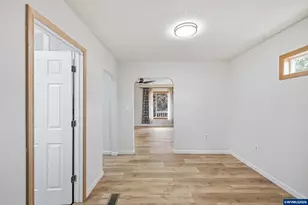 1155 Market St NE, Salem, OR 97301 - Photo 15