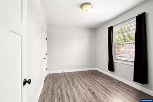 1293 S 9th St, Independence, OR 97351 - Photo 23
