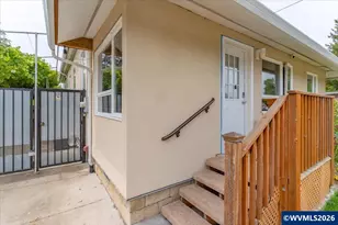 341 25th St SE, Salem, OR 97301 - Photo 9