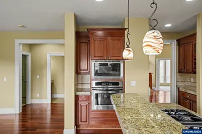 1695 Titan Dr NW, Salem, OR 97304 - Photo 19