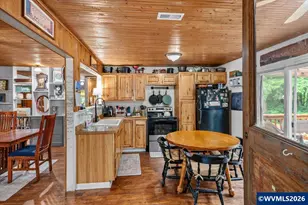 22606 Milk Ranch (&amp 22608) Rd NE, Scotts Mills, OR 97375 - Photo 5