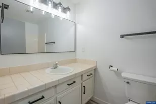 2670 Edgemont St SE, Albany, OR 97322 - Photo 21