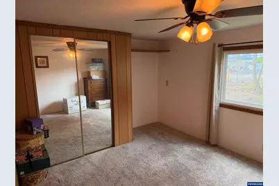 4254 Eden St SE, Salem, OR 97317 - Photo 13