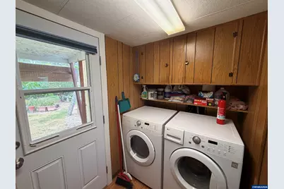 4254 Eden St SE, Salem, OR 97317 - Photo 15