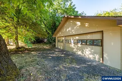 1840 Broadway St SW, Albany, OR 97321 - Photo 37