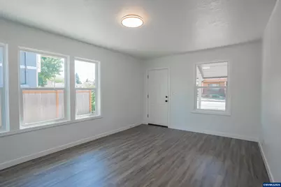127 S Williams St, Lebanon, OR 97355 - Photo 13