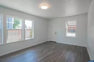 127 S Williams St, Lebanon, OR 97355 - Photo 13