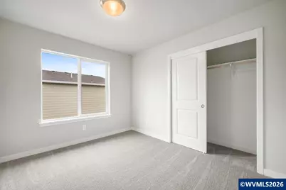 221 NW Royal Av, Dallas, OR 97338 - Photo 23