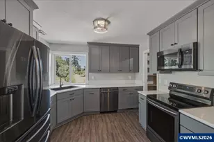12064 Golf Ln SE, Sublimity, OR 97385 - Photo 31