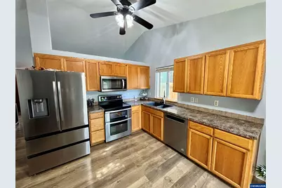 4223 Donalyn St NE, Salem, OR 97301 - Photo 11