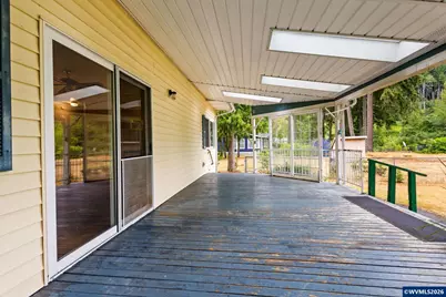 40637 Shoreline Dr, Lyons, OR 97358 - Photo 23