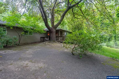 3864 Spring St S, Salem, OR 97302 - Photo 7