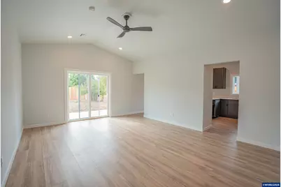 4517 Live Oak St, Sweet Home, OR 97386 - Photo 5