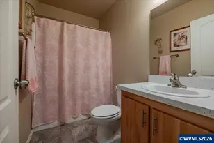 300 SE Lacreole Dr, Dallas, OR 97338 - Photo 25