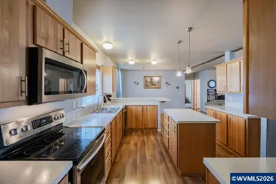 300 SE Lacreole #212 Dr, Dallas, OR 97338 - Photo 15