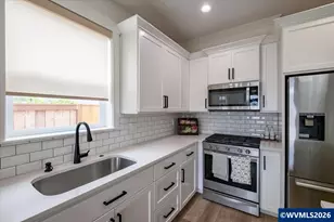 1455 Broadway Av N, Monmouth, OR 97361 - Photo 17