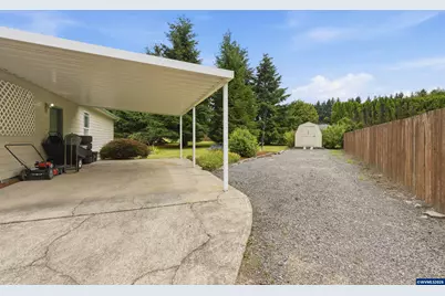 400 Hickory Ct, Lyons, OR 97358 - Photo 9