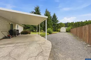 400 Hickory Ct, Lyons, OR 97358 - Photo 9