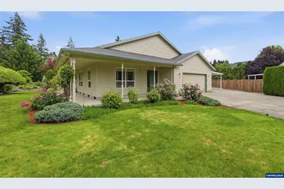 400 Hickory Ct, Lyons, OR 97358 - Photo 3