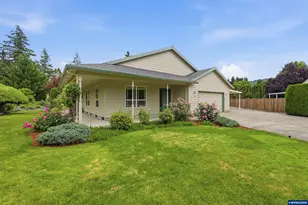 400 Hickory Ct, Lyons, OR 97358 - Photo 3