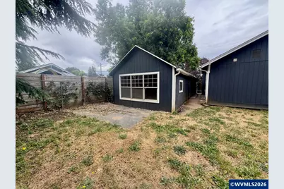 1551 SW Ellis St, Dallas, OR 97338 - Photo 13