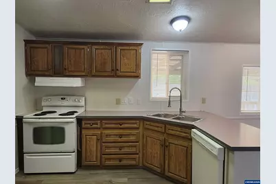 621 Orchard St N, Keizer, OR 97303 - Photo 17