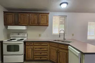 621 Orchard St N, Keizer, OR 97303 - Photo 17