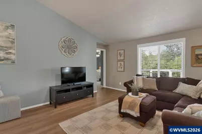 585 NW Marshall St, Dallas, OR 97338 - Photo 9