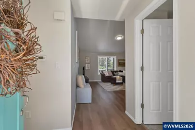 585 NW Marshall St, Dallas, OR 97338 - Photo 5