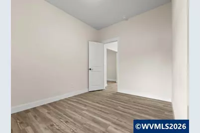 260 20th St SE, Salem, OR 97301 - Photo 15