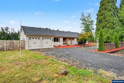 43417 Thomas Creek Dr, Scio, OR 97374 - Photo 3