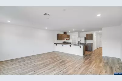1477 Laura Vista Dr NW, Albany, OR 97321 - Photo 7