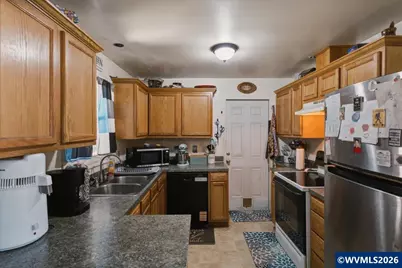 1418 Westwood Ln, Sweet Home, OR 97386 - Photo 11