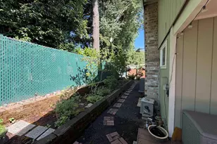 1866 Woodstock Cir NW, Salem, OR 97304 - Photo 21