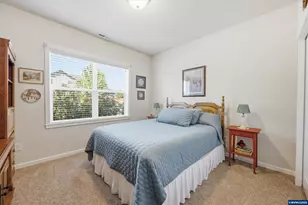 1589 SE Loganberry St, Dallas, OR 97338 - Photo 11
