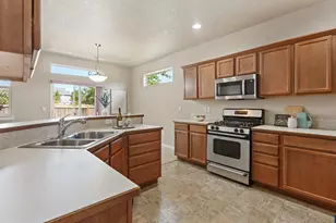211 Claremont St NE, Albany, OR 97322 - Photo 13