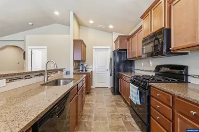 2663 Red Oak St NW, Albany, OR 97321 - Photo 11