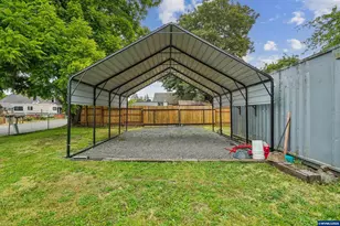 1719 Tamarack St, Sweet Home, OR 97386 - Photo 23