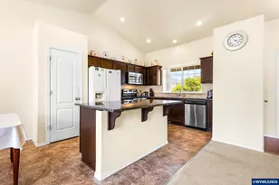 3090 Reed Ave, Woodburn, OR 97071 - Photo 11