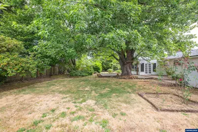 2420 Pine Ln SE, Albany, OR 97322 - Photo 29