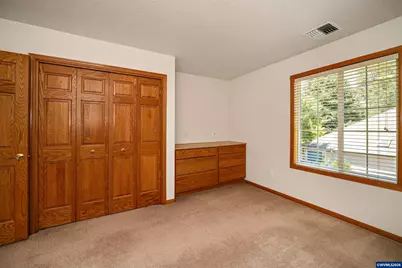 2220 Park Ter NW, Albany, OR 97321 - Photo 25