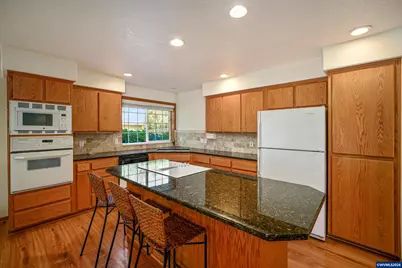 2220 Park Ter NW, Albany, OR 97321 - Photo 19