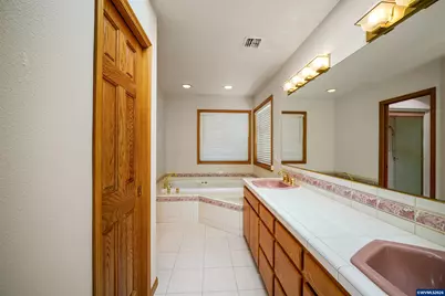 2220 Park Ter NW, Albany, OR 97321 - Photo 29
